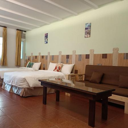 Nanwan Xing Zhan包棟 B&B Lungsuj Kültér fotó